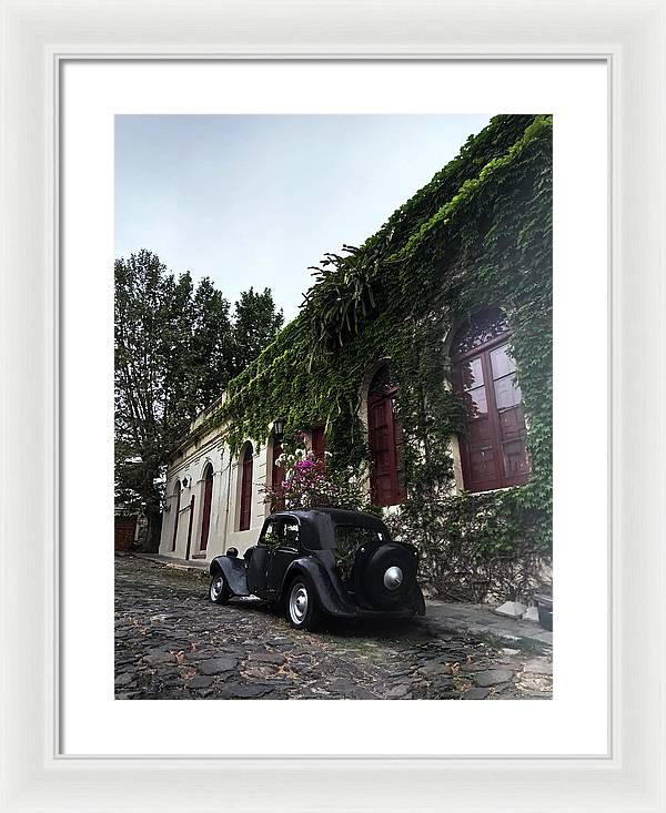 Vintage Car Colonia - Framed Print