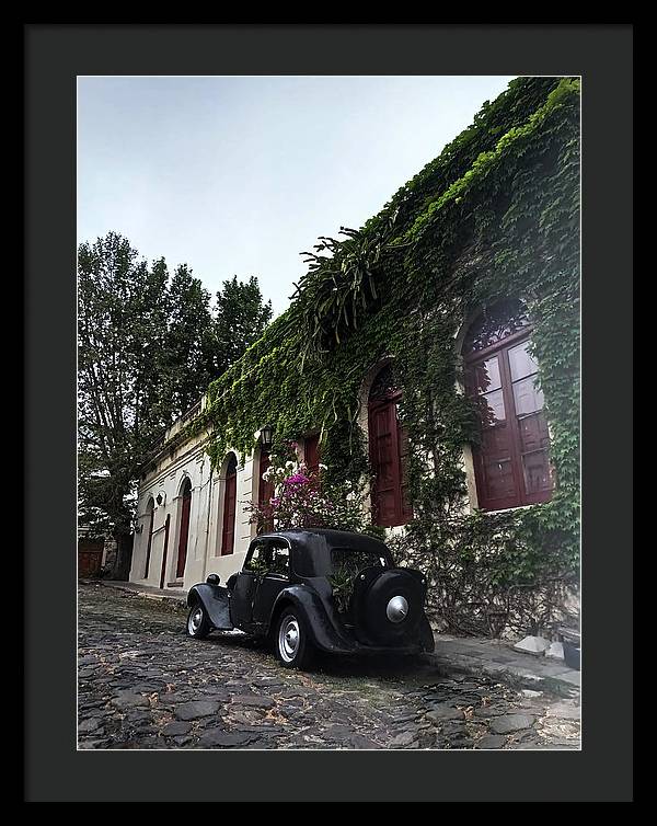 Vintage Car Colonia - Framed Print