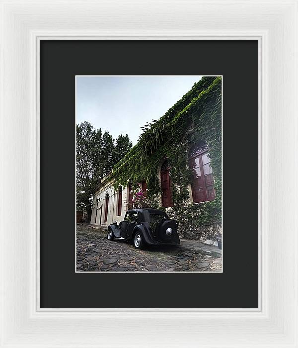 Vintage Car Colonia - Framed Print