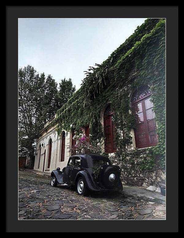Vintage Car Colonia - Framed Print