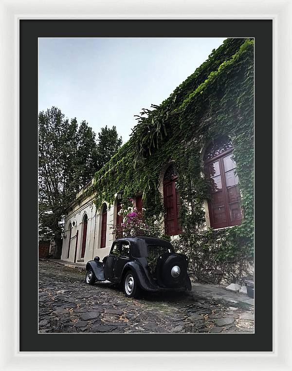Vintage Car Colonia - Framed Print