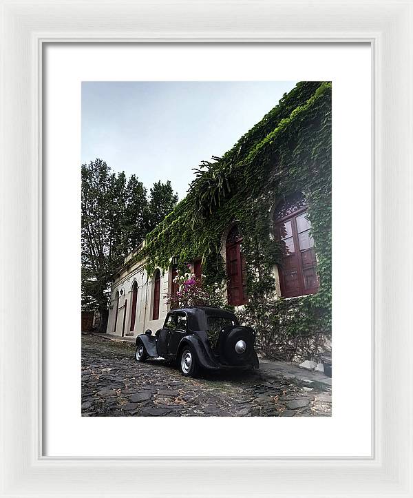 Vintage Car Colonia - Framed Print