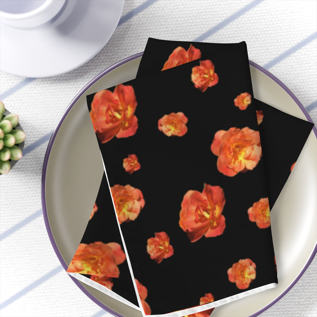 Roses black napkins