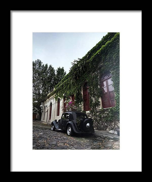 Vintage Car Colonia - Framed Print